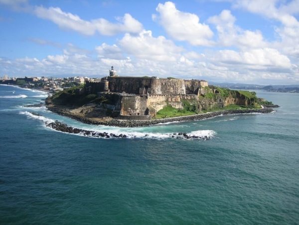 Visitar Puerto Rico Cielo Azul Nubes